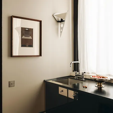 Daire Pied A Terre Oberkampf Paris